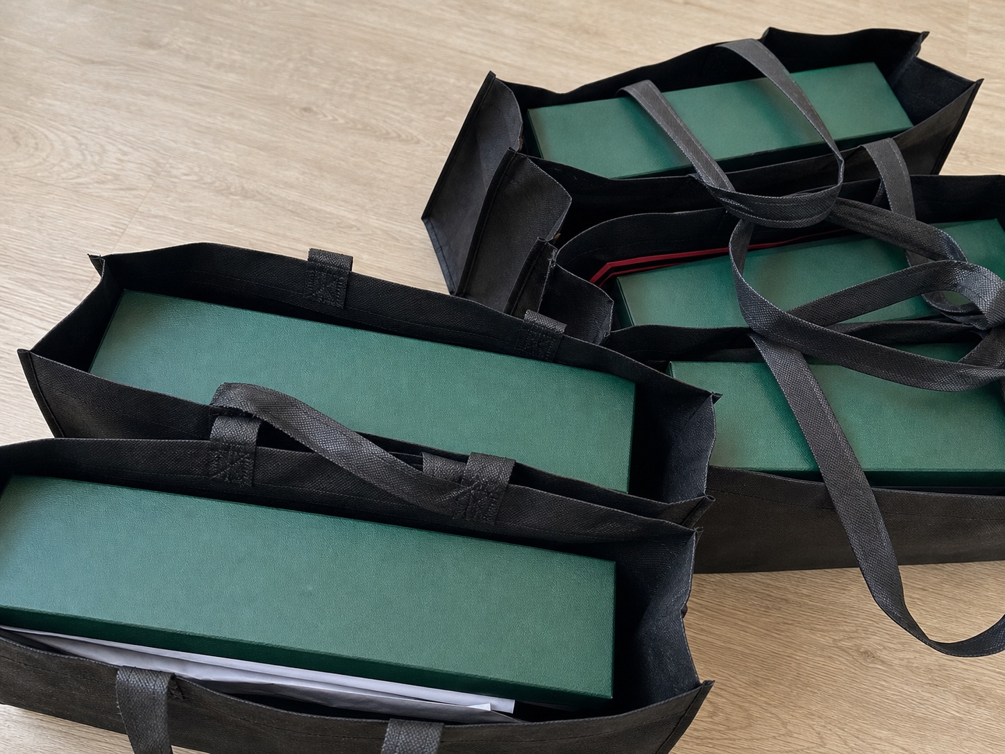 已完成隐私处理的香港公司绿盒资料整理与交付实拍